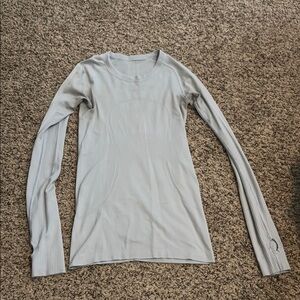 Lululemon Light Gray Long Sleeve Top